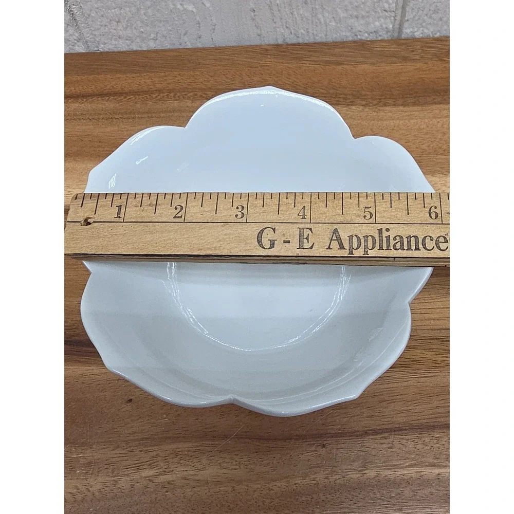 Vintage Chinese White Glazed Porcelain Lotus Petals Fruits Bowl Ceramic